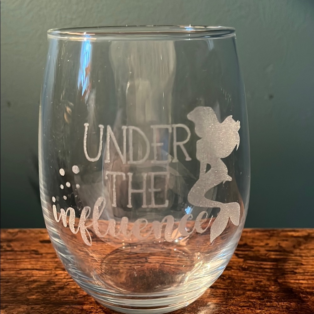 Disney Wine glass Ariel 4 1/2 inches tall